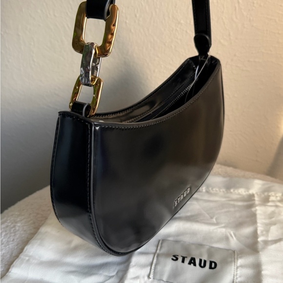 STAUD Sleek Black Leather Bag - Picture 5 of 6